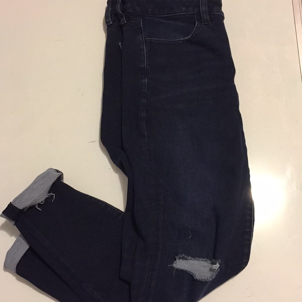 Dark ripped American eagle jeans